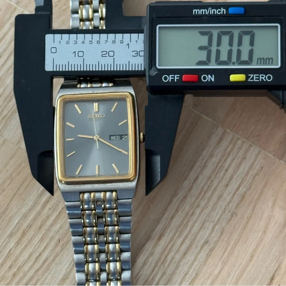 Seiko Rare Vintage Tank Watch Rectangular Gray Dial Two-Tone Case Bracelet Date